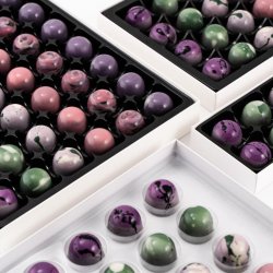 Luksus gaveske med 16 hndlavede chokolader